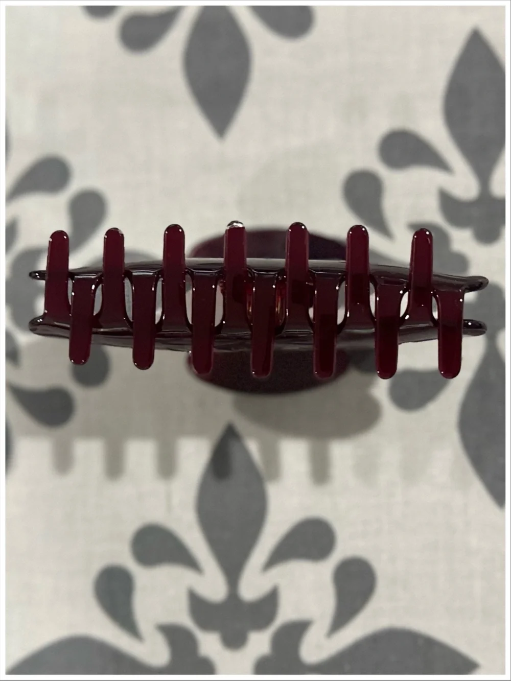 Parke Claw Clip on Holiday Drop Maroon NEW in BAG